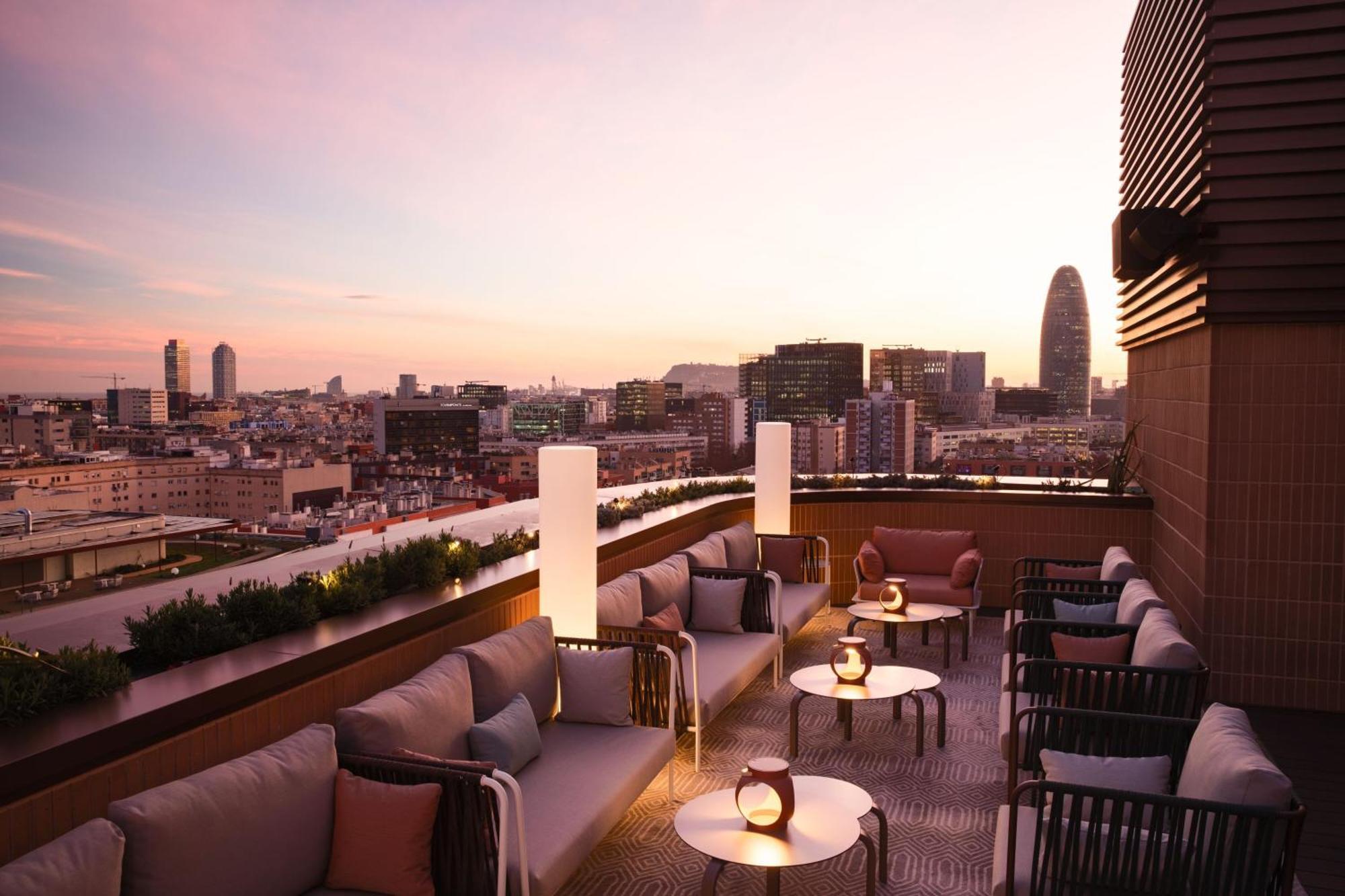 Labtwentytwo Barcelona, A Tribute Portfolio Hotel By Marriott מראה חיצוני תמונה