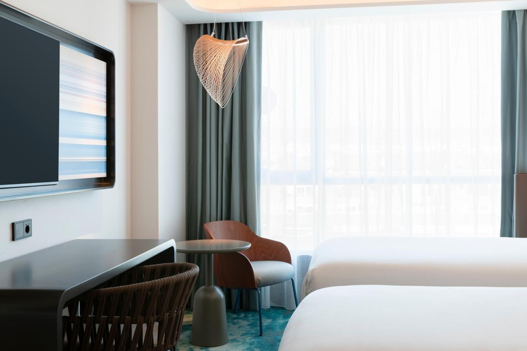Labtwentytwo Barcelona, A Tribute Portfolio Hotel By Marriott מראה חיצוני תמונה